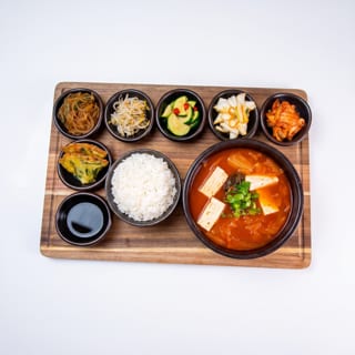 Kimchi Jjigae Meal